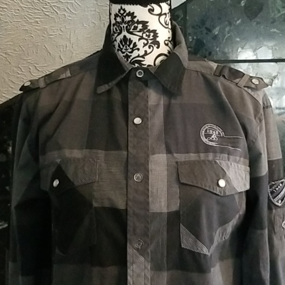 Boys button down - Picture 2 of 8